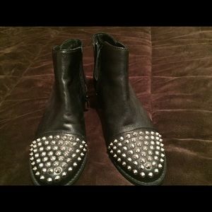 Steve Madden Boots